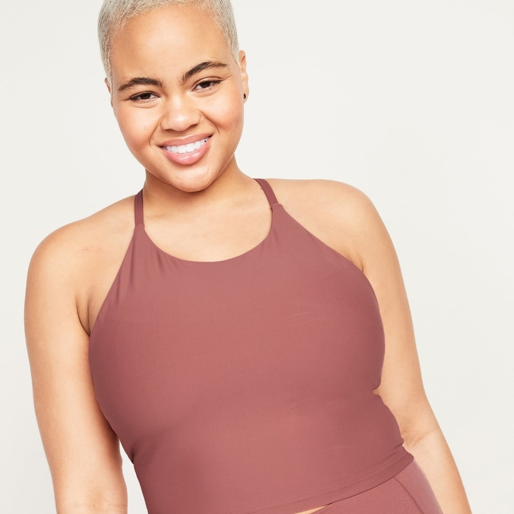 Old Navy Light Support PowerSoft Longline Sports Bra for Women in Pink, size M